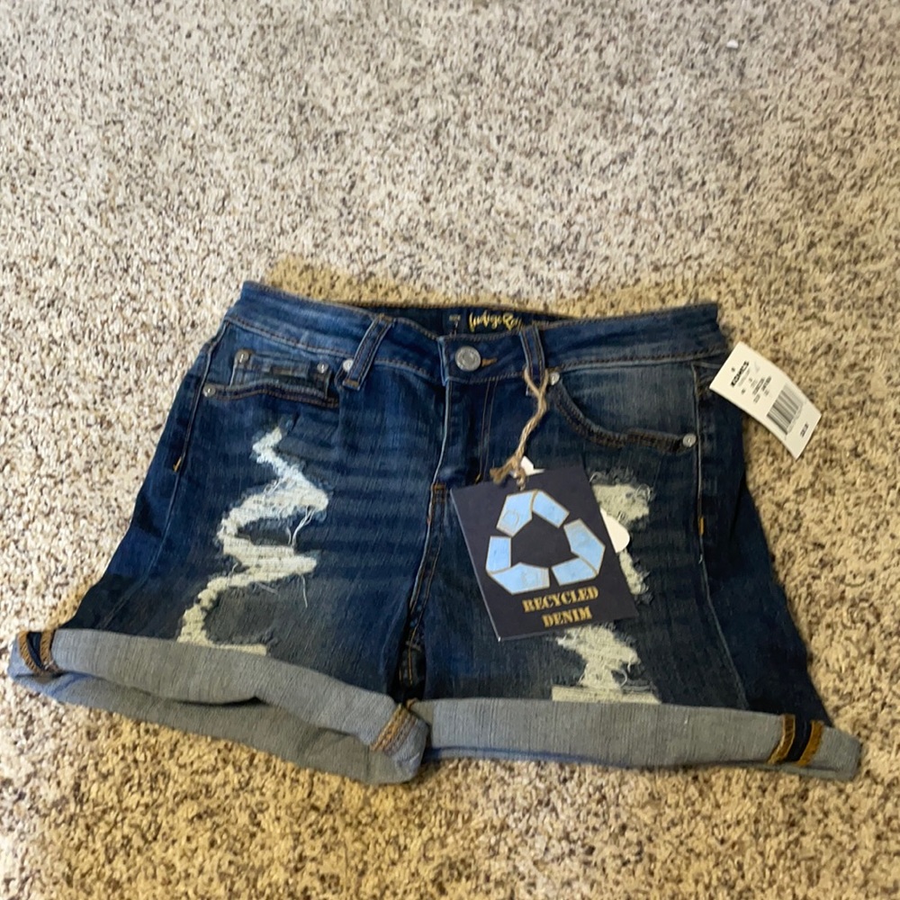 new denim ripped shorts